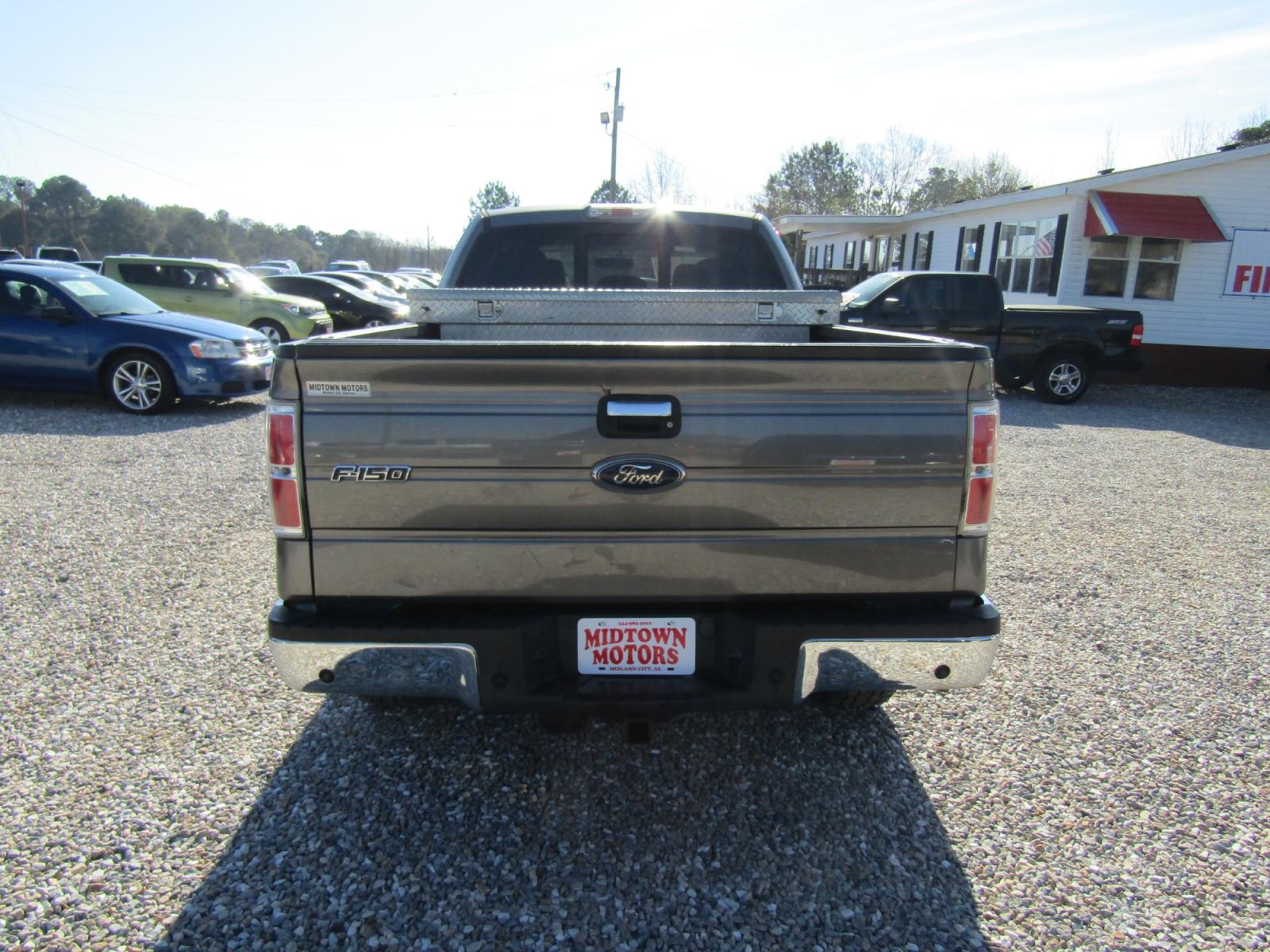 2012 Gray /Gray Ford F-150 FX4 SuperCab 6.5-ft. Bed 4WD (1FTFX1ET1CF) with an 3.5L V6 TURBO engine, Automatic transmission, located at 15016 S Hwy 231, Midland City, AL, 36350, (334) 983-3001, 31.306210, -85.495277 - Photo #6
